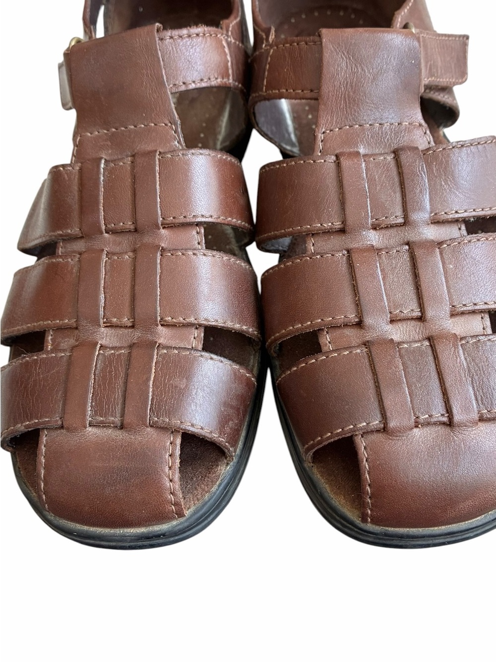 Cobbie Cuddlers Fisherman Comfort Sandals - Picture 8 of 12